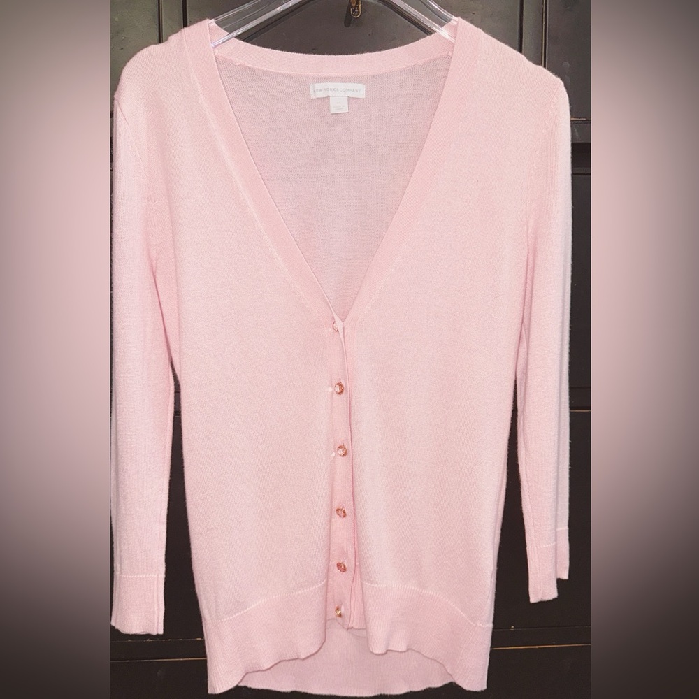 New York & Company Light Pink Cardigan with diamond buttons - Picture 4 of 7